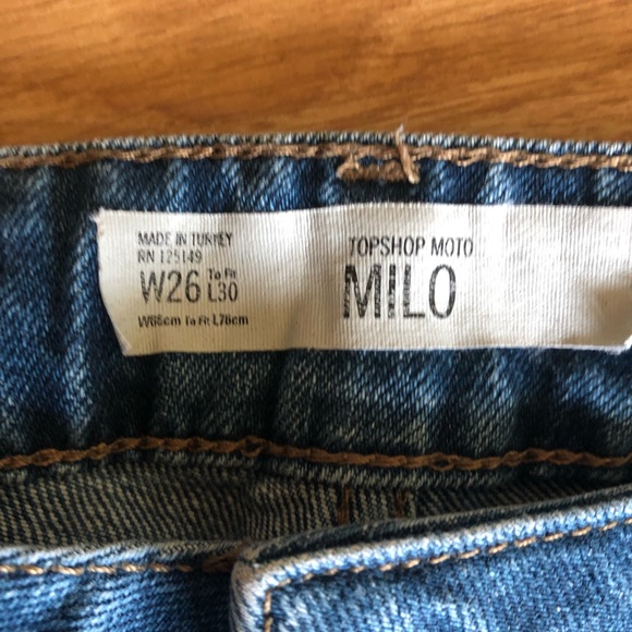 Cute top shop jeans! - Picture 3 of 3